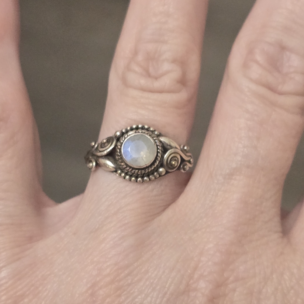 Moonstone .925 Silver Scroll Ring Boho Whimsical … - image 2